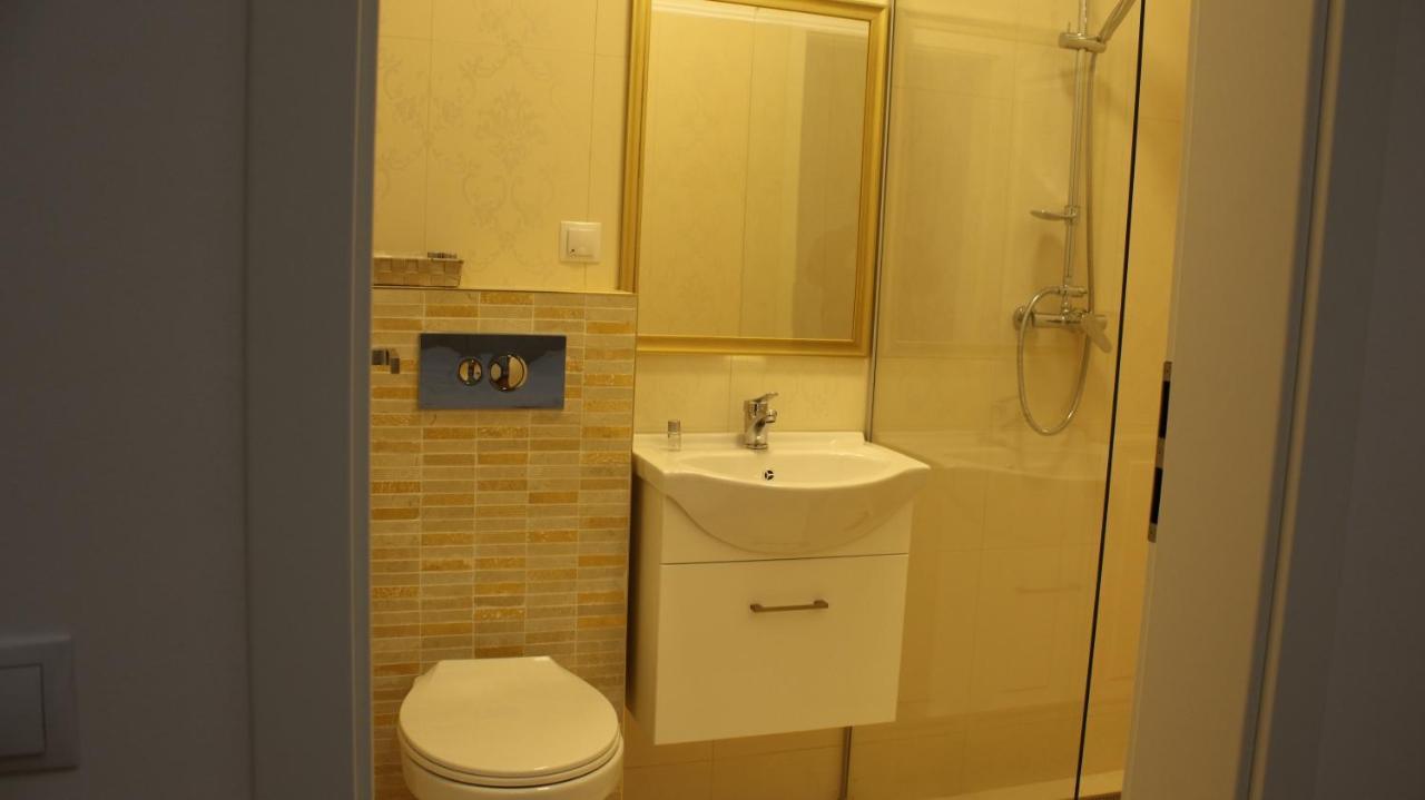 Orhideea Apartment オラデア エクステリア 写真